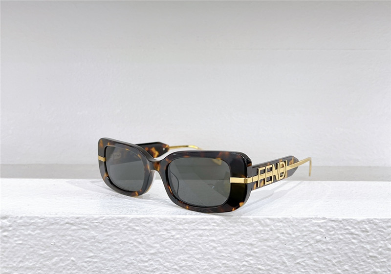 F**di acetate F**digraphy rectangular glasses