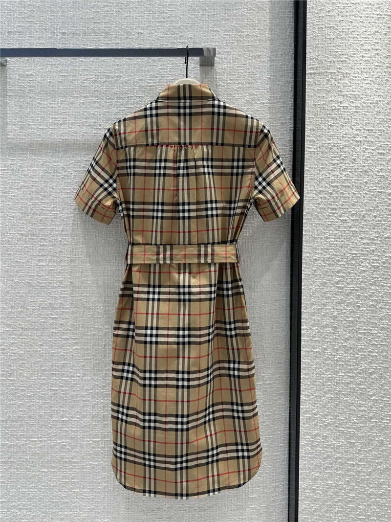 Bv*b*rry plaid short-sleeved shirt dress