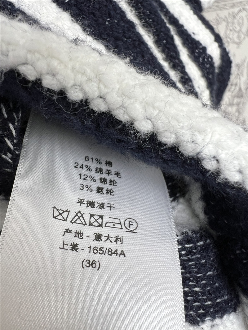 D10r knitted striped dress