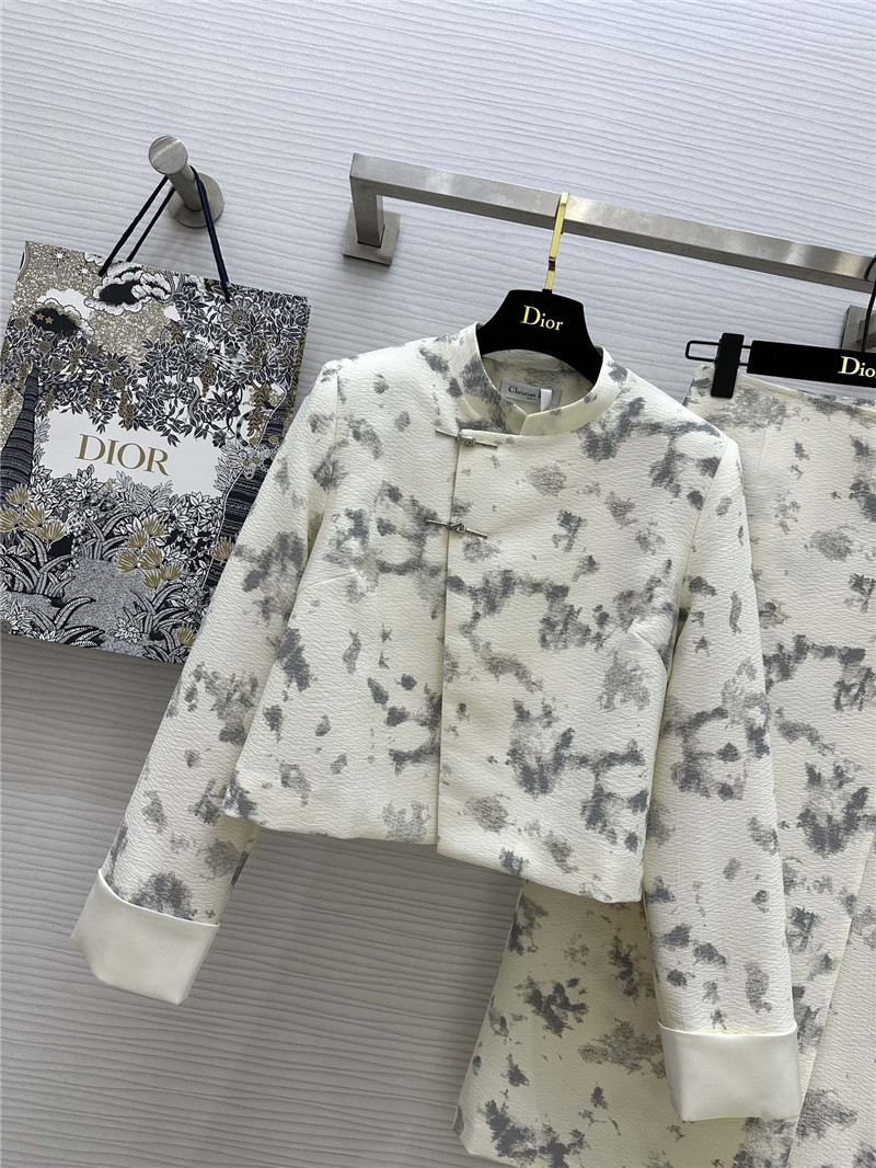 D10r suit dress replica designer clothing websites