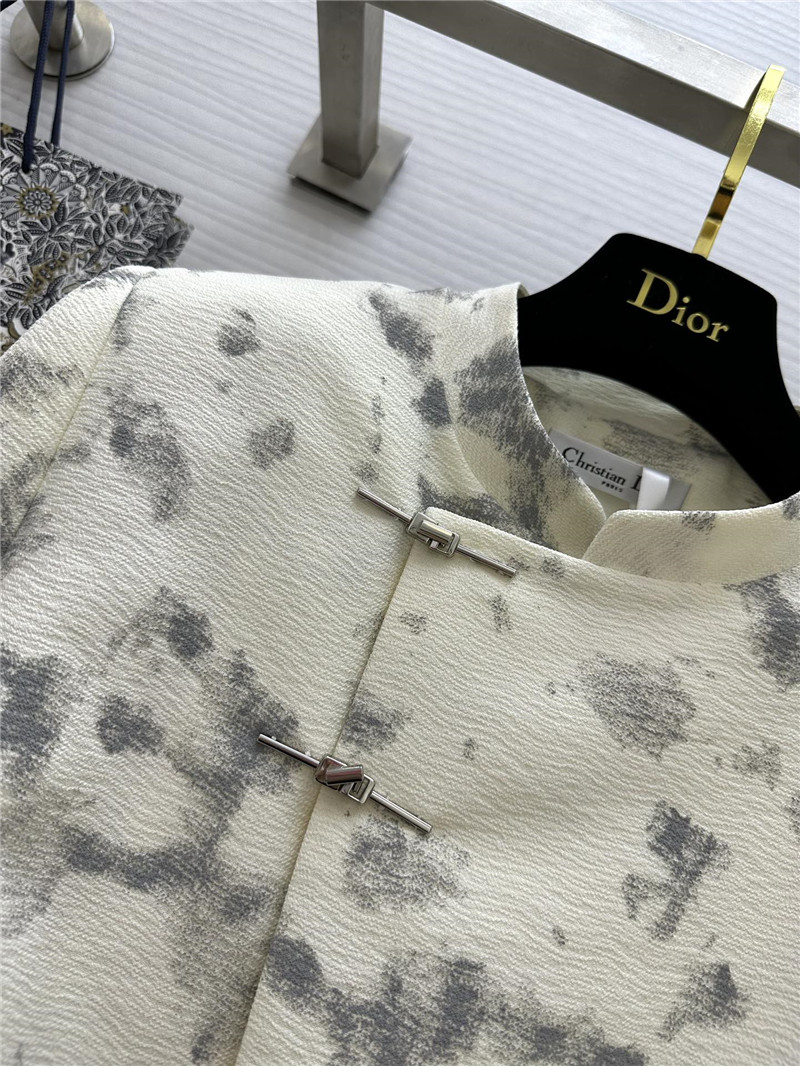 D10r suit dress replica designer clothing websites