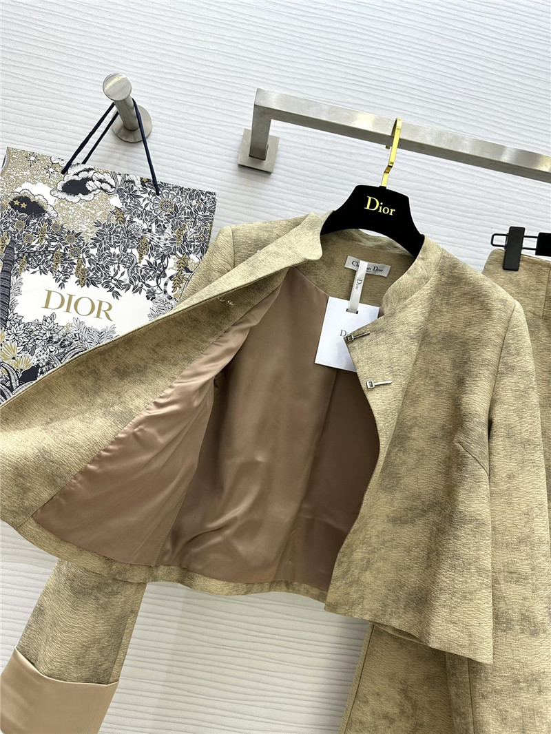 D10r suit dress replica designer clothing websites