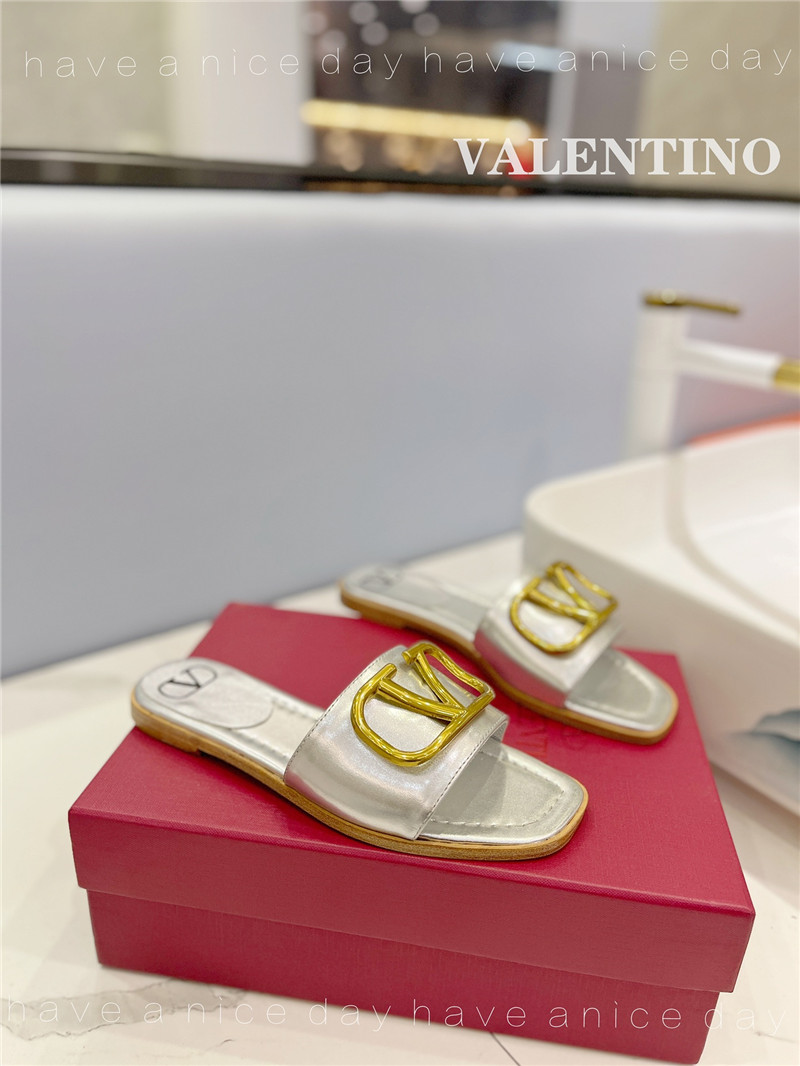 va1e*ntin0 new season slippers Marg*e1a replica shoes