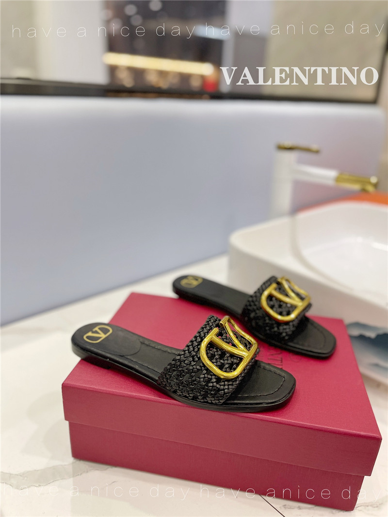 va1e*ntin0 new season slippers Marg*e1a replica shoes