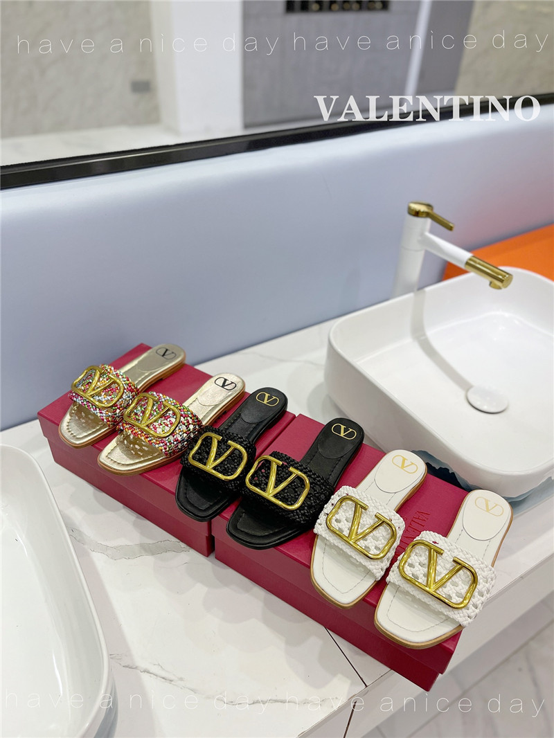 va1e*ntin0 new season slippers Marg*e1a replica shoes