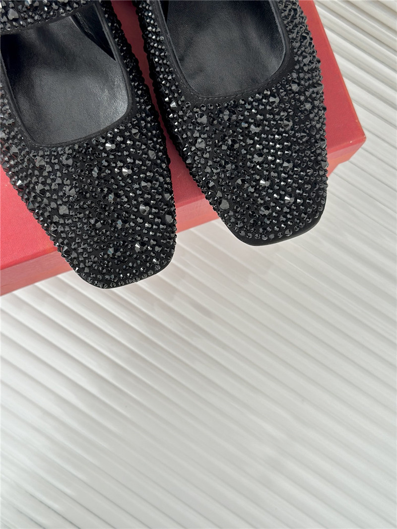 Va1e*ntin0 metal v buckle mary jane shoes replica designer shoes