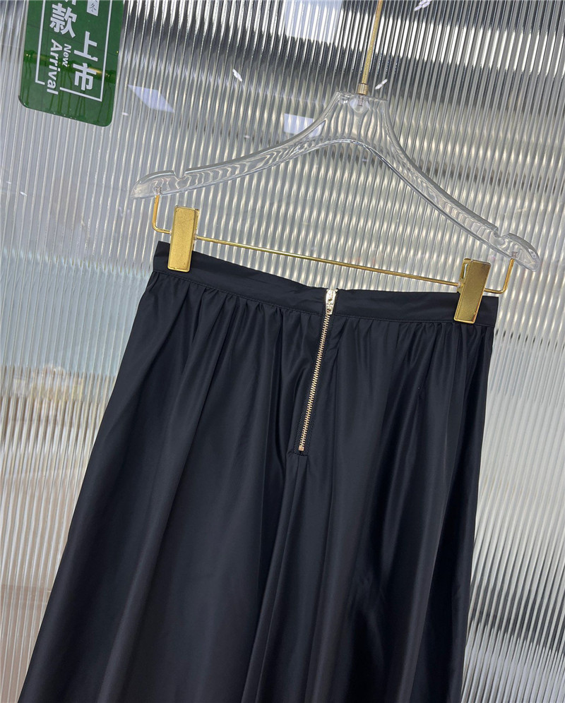 Ce1i*e black flared midi skirt