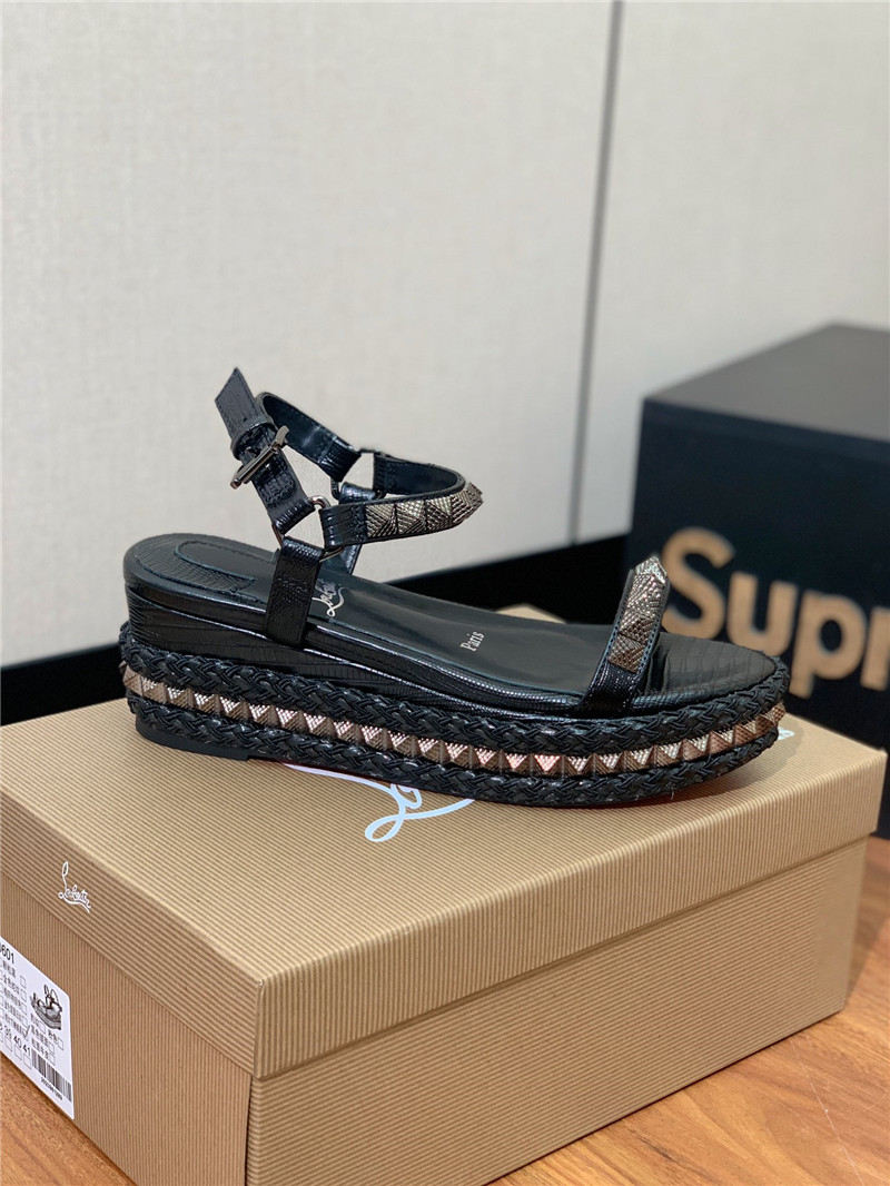 Chr1st1an louboutin classic studded sandals