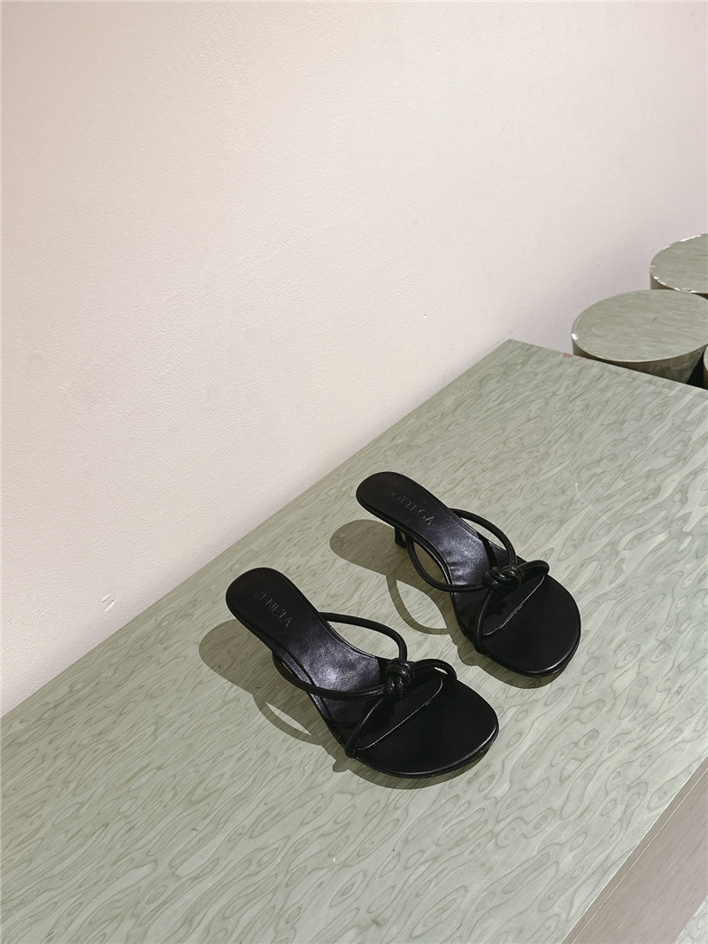 b0tt*ga ven*ta woven flip-flops Marg*e1a replica shoes