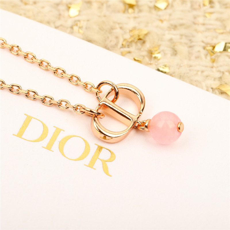 D10r new necklace