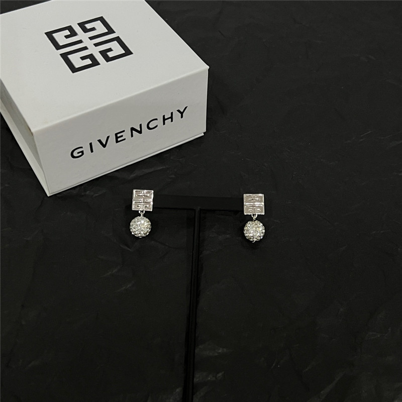 Givenchy second-hand earrings