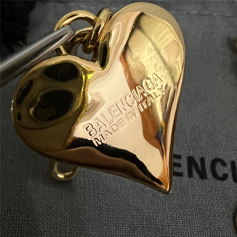 Ba1en*iaga new earrings