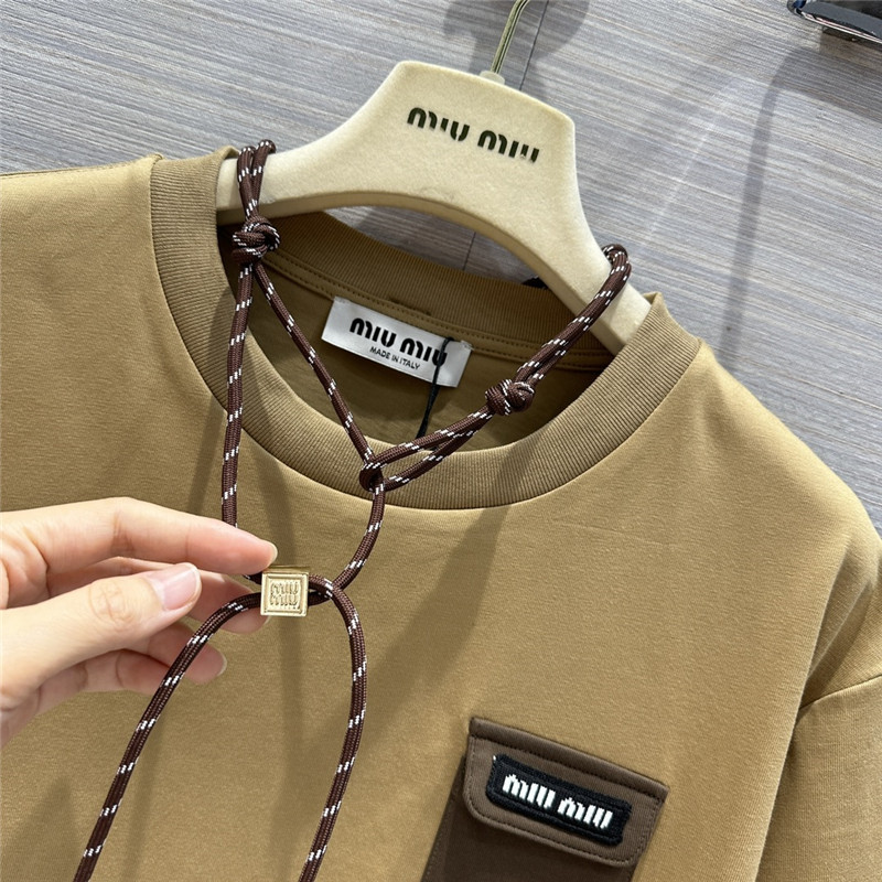 M1um1u necklace design temperament t-shirt replica clothing