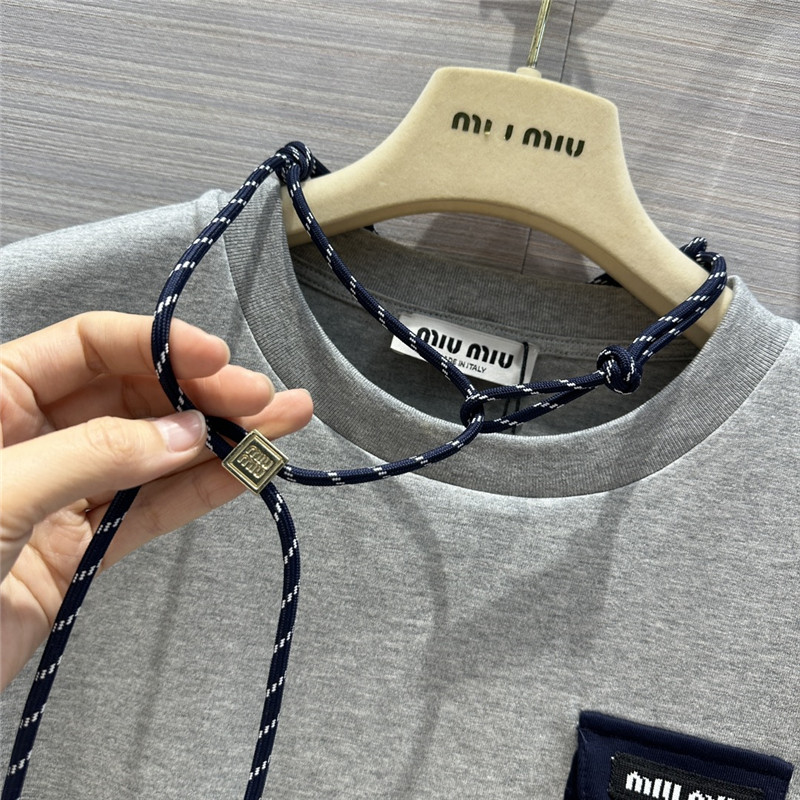 M1um1u necklace design temperament t-shirt replica clothing