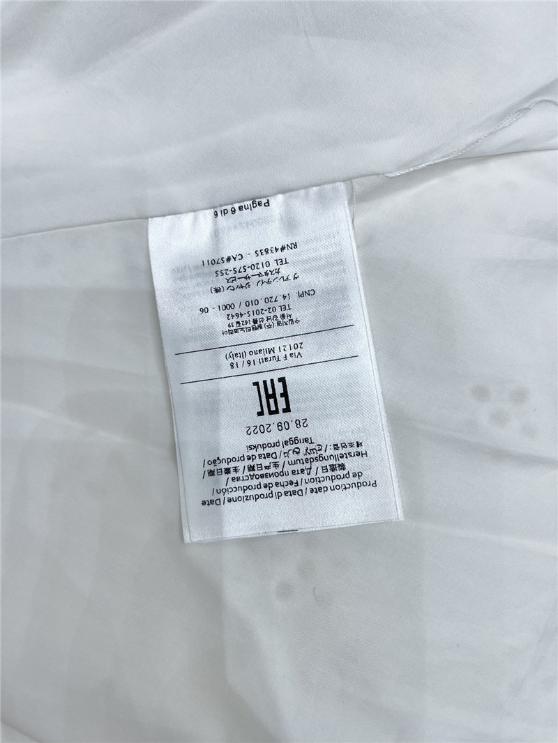 Va1e*ntin0 hollow embroidered skirt