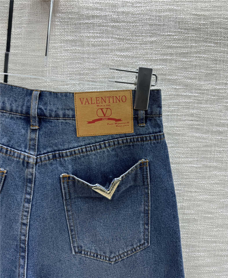 Va1e*ntin0 denim shorts cheap replica designer clothes