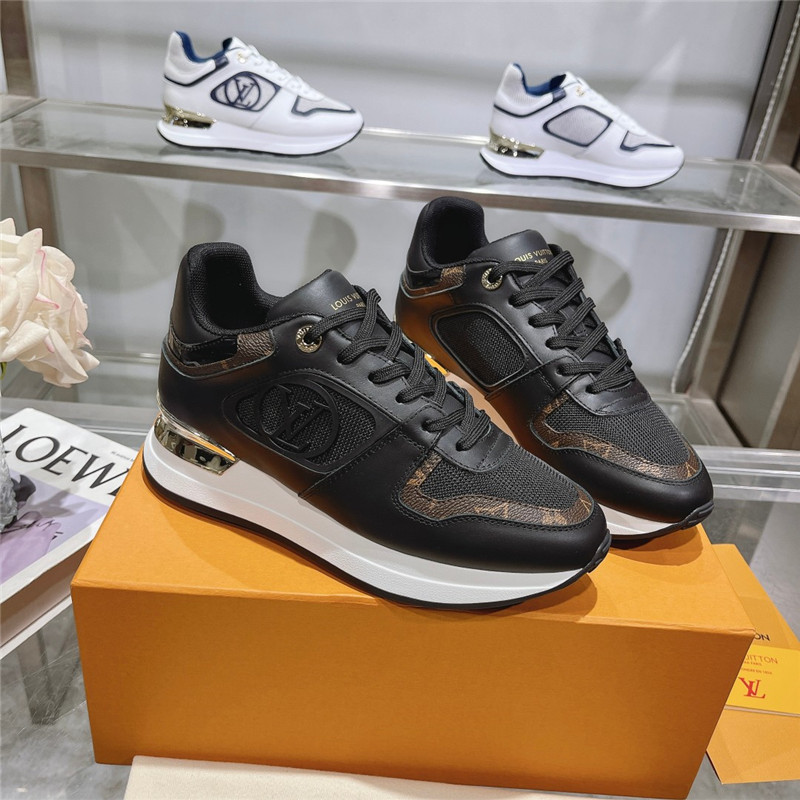 l0vis Vvtt0n lv run away sneakers in black