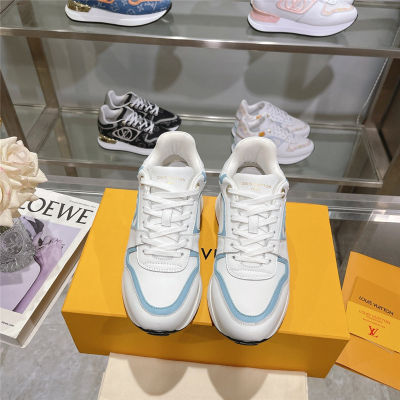 l0vis Vvtt0n lv run away sneakers in light blue