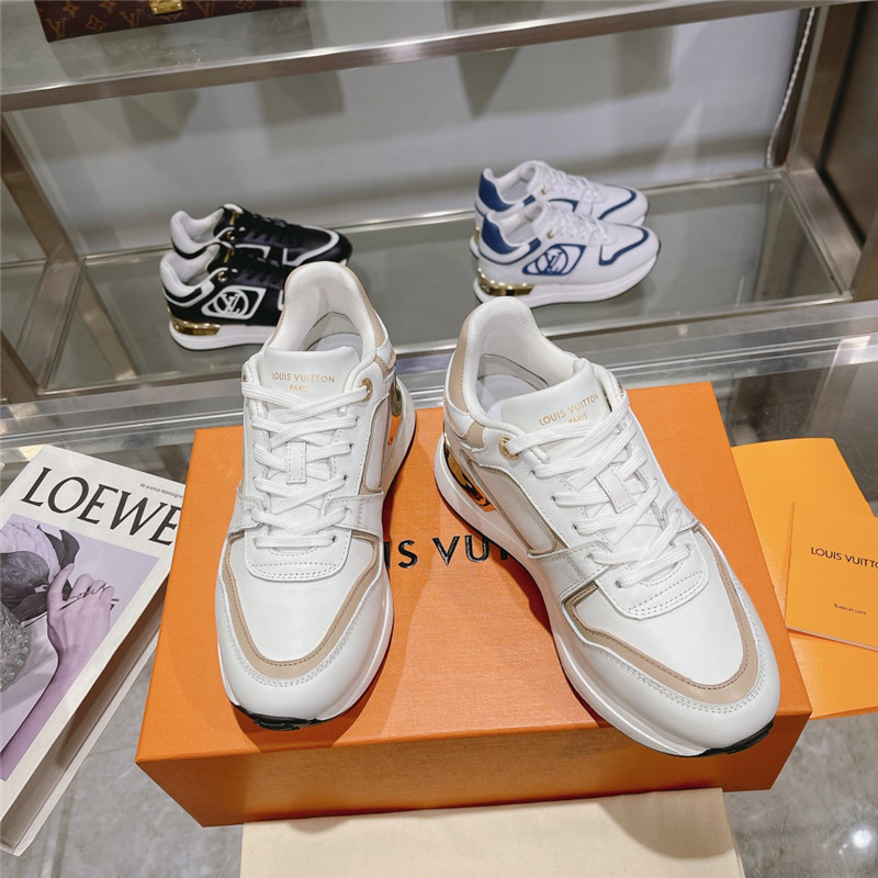 l0vis Vvtt0n lv run away sneakers in gold