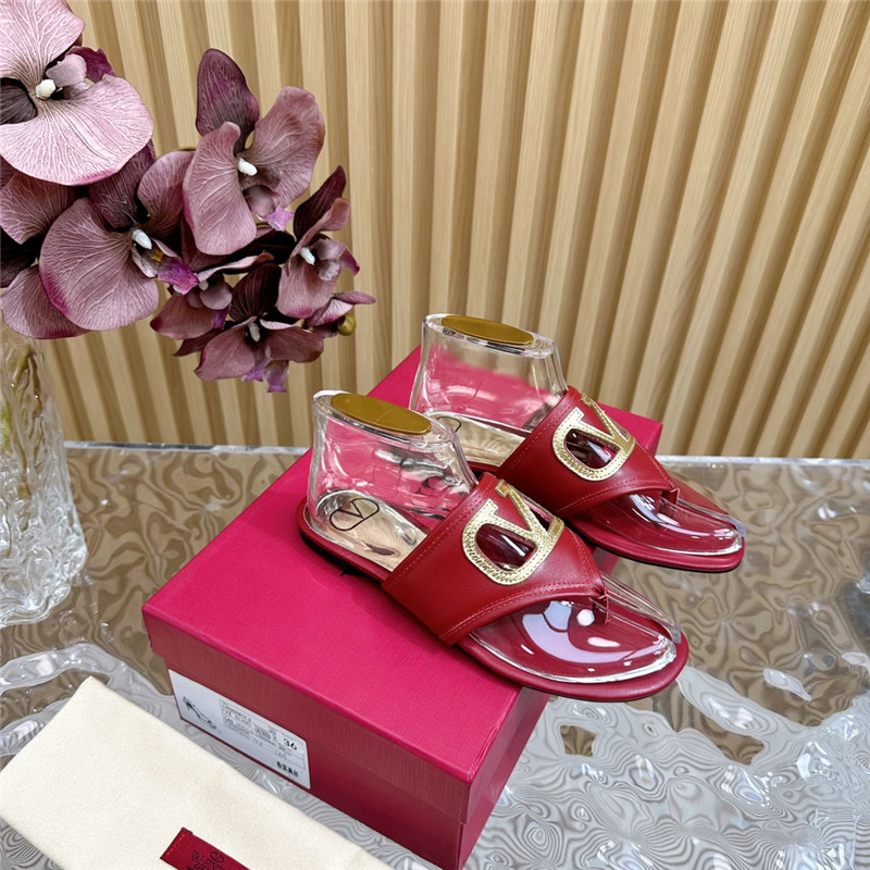 va1e*ntin0 hollow logo slippers Marg*e1a replica shoes