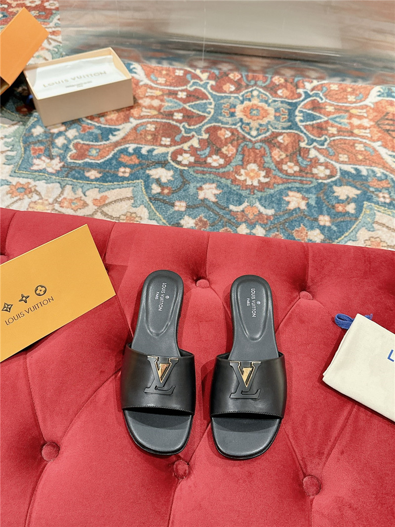 l0vis Vvtt0n lv flat sandals best replica shoes website