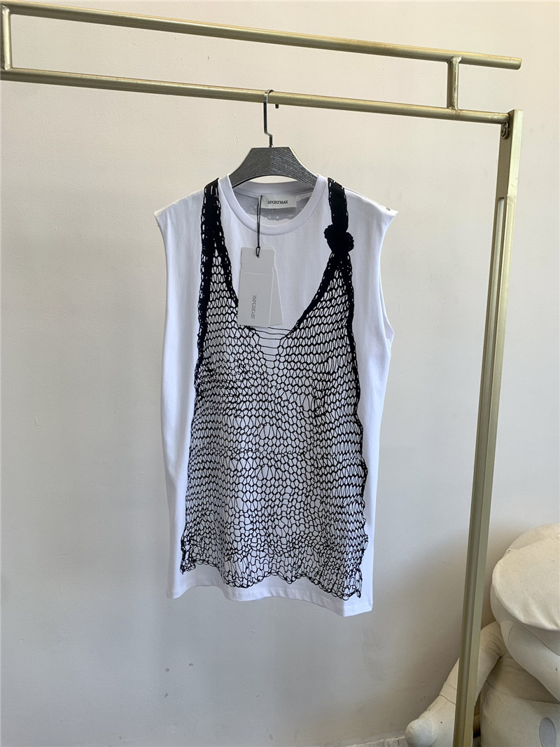Vanitoo round neck sleeveless T-shirt replica clothing