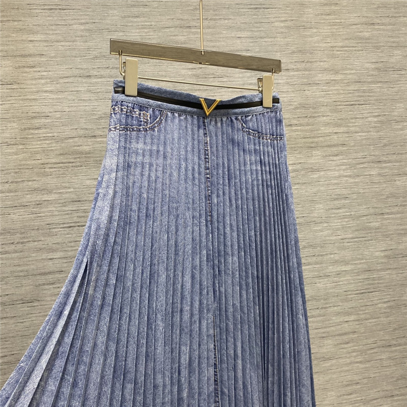 Va1e*ntin0 acetate pleated skirt replica designer clothing websites