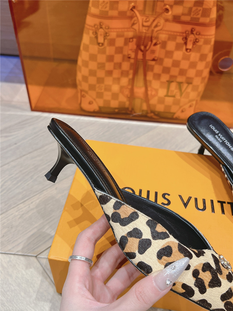 l0vis Vvtt0n lv pointed toe high heel sandals replica shoes