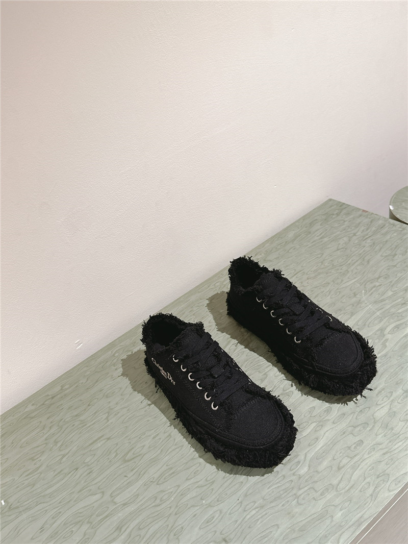 D10r ff black lace-up canvas sneakers