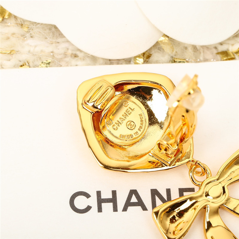 Ch**el new earrings