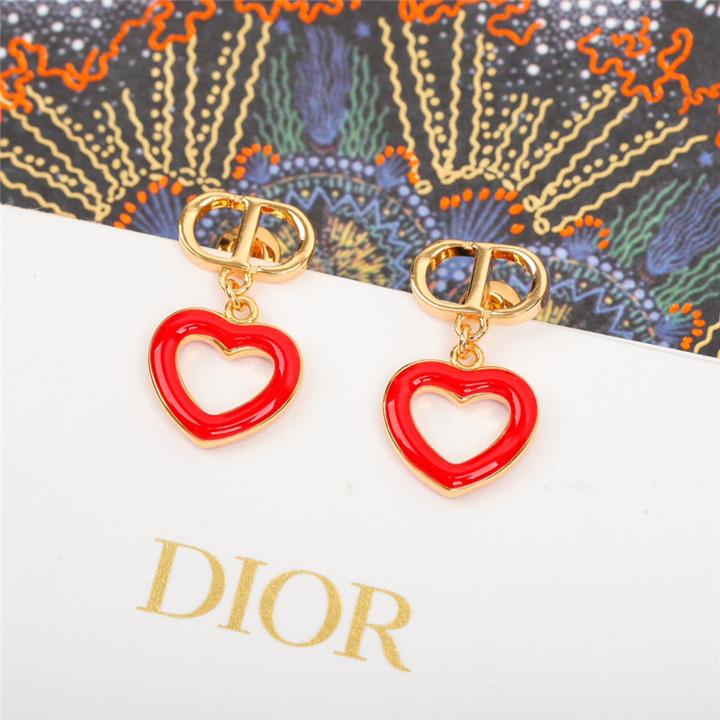 D10r love pattern earrings