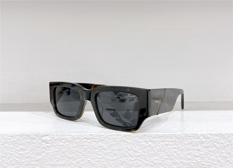 F**di diagonal sunglasses