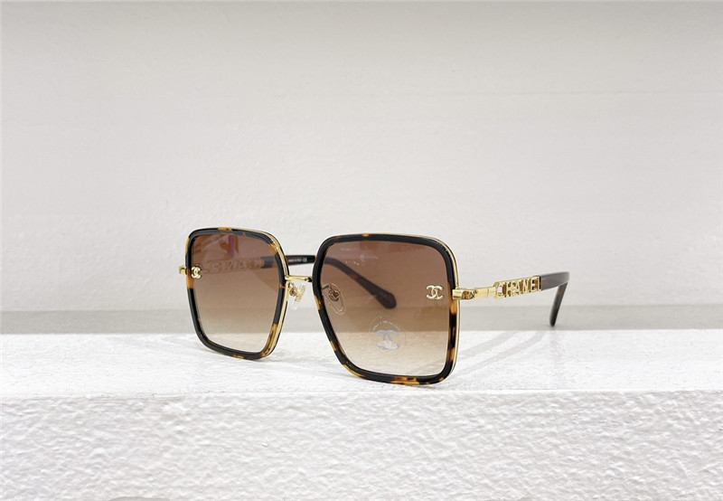 Ch**el fashionable sunglasses