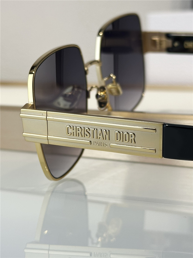 D10r metal square sunglasses