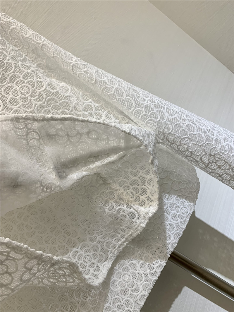 Ch**el hollow camellia cardigan in white
