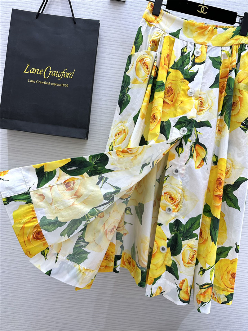 Dolce & Gabbana d&g rose skirt replica clothes