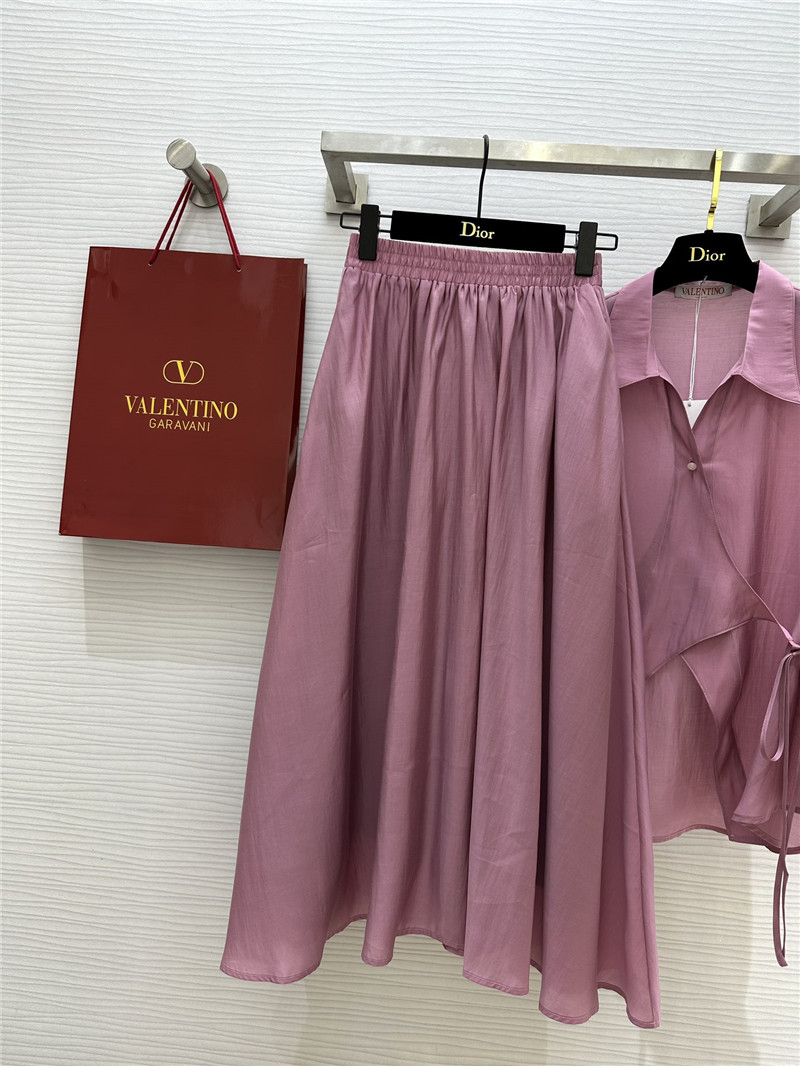 Va1e*ntin0 irregular strappy shirt + a hem skirt suit replica clothing