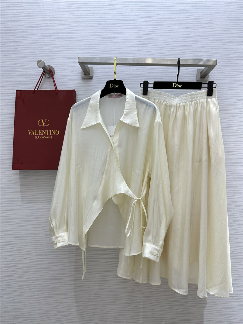 Va1e*ntin0 irregular strappy shirt + a hem skirt suit replica clothing