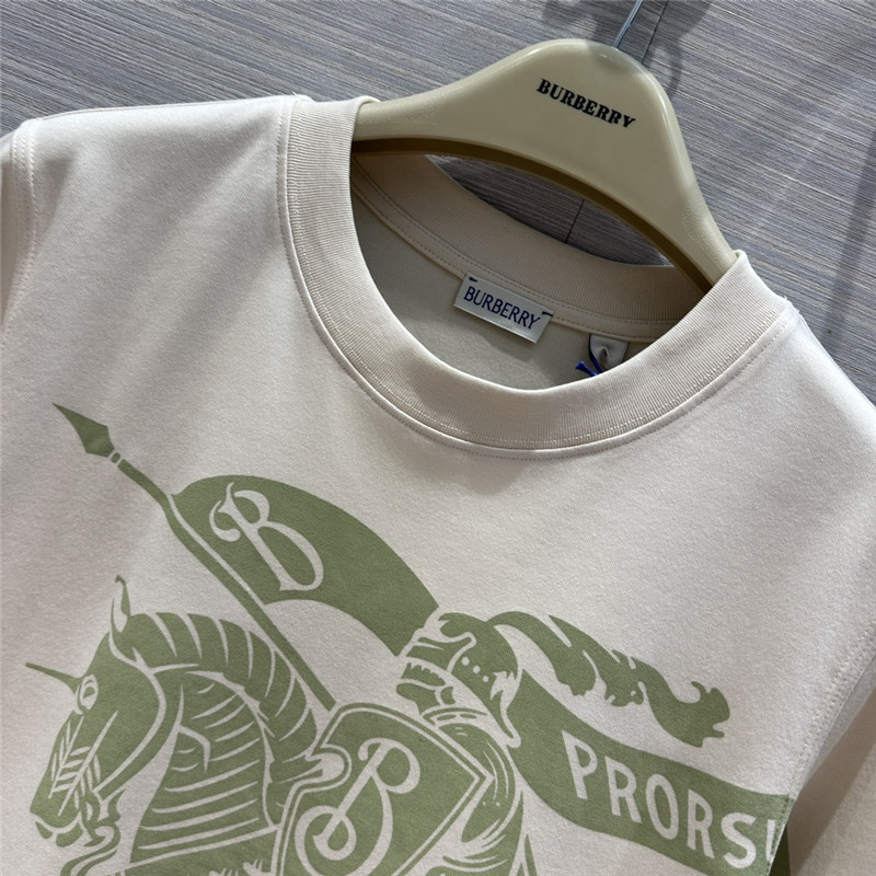 Bv*b*rry short sleeve t-shirt replicas clothes