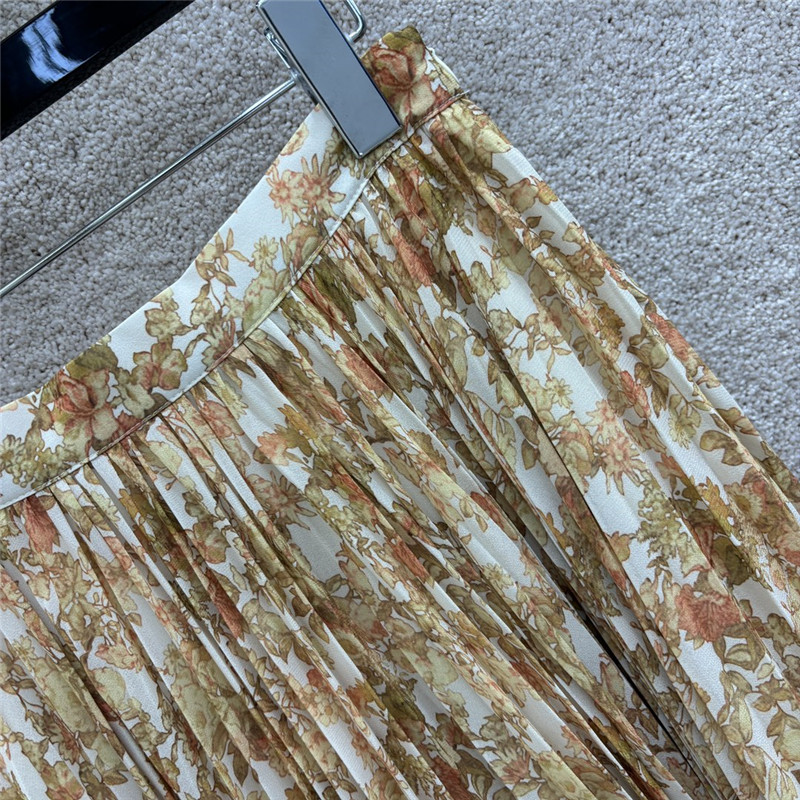 Ce1i*e irregular pleated long skirt replicas clothes