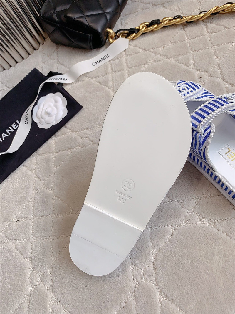 Ch**el white blue dad slides