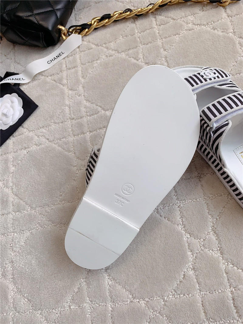 Ch**el white gray dad slides