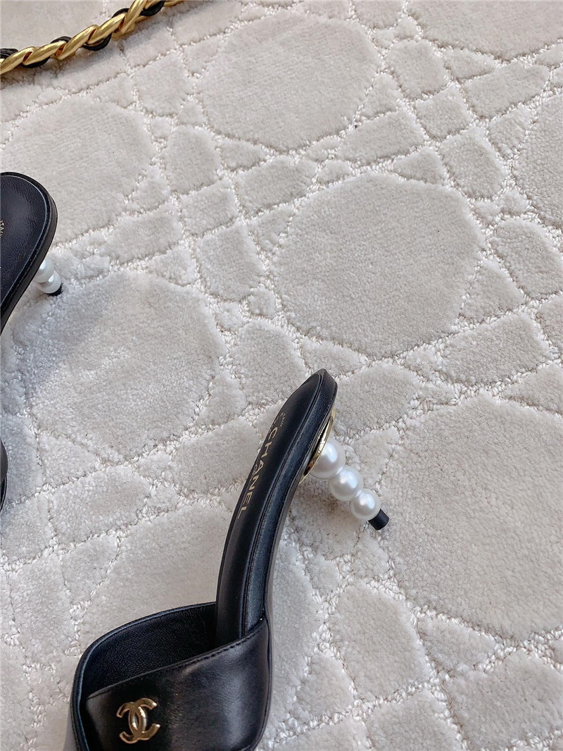 Ch**el black lambskin pearl heel mule