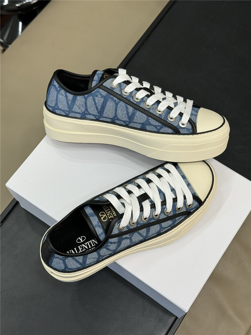 Va1e*ntin0 blue canvas flat sneakers