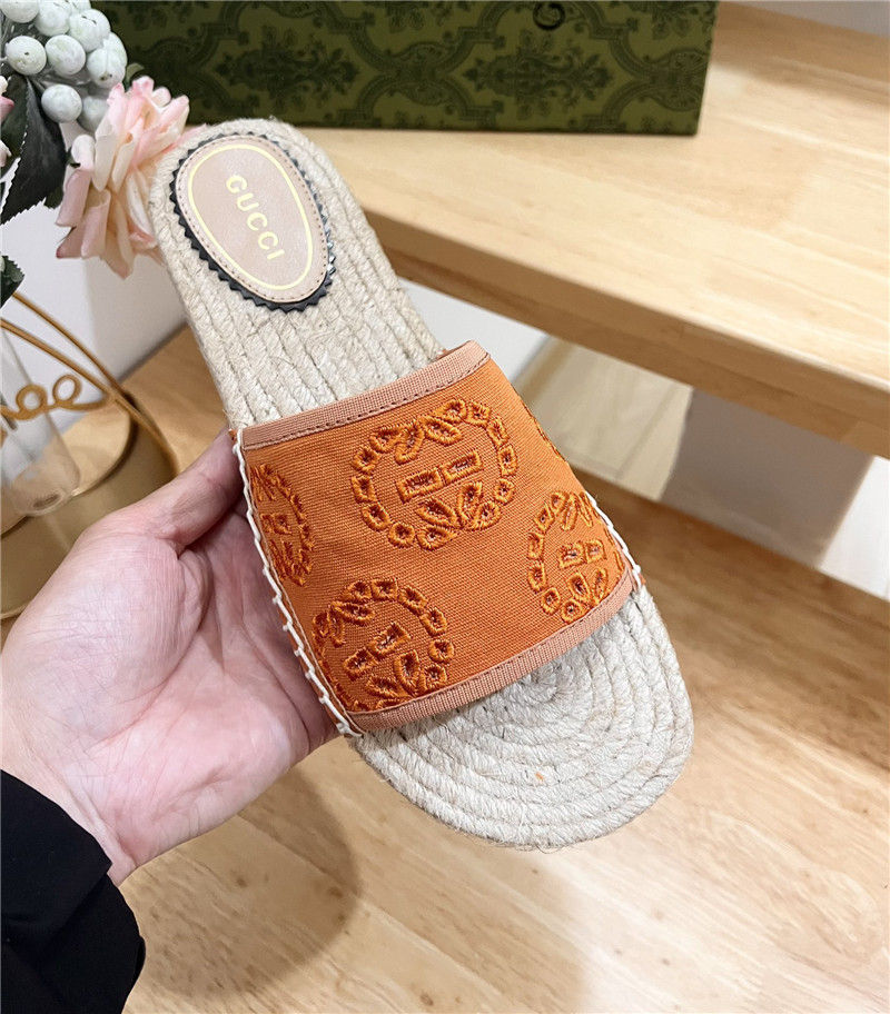 Gvc*1 interlocking g espadrille slides