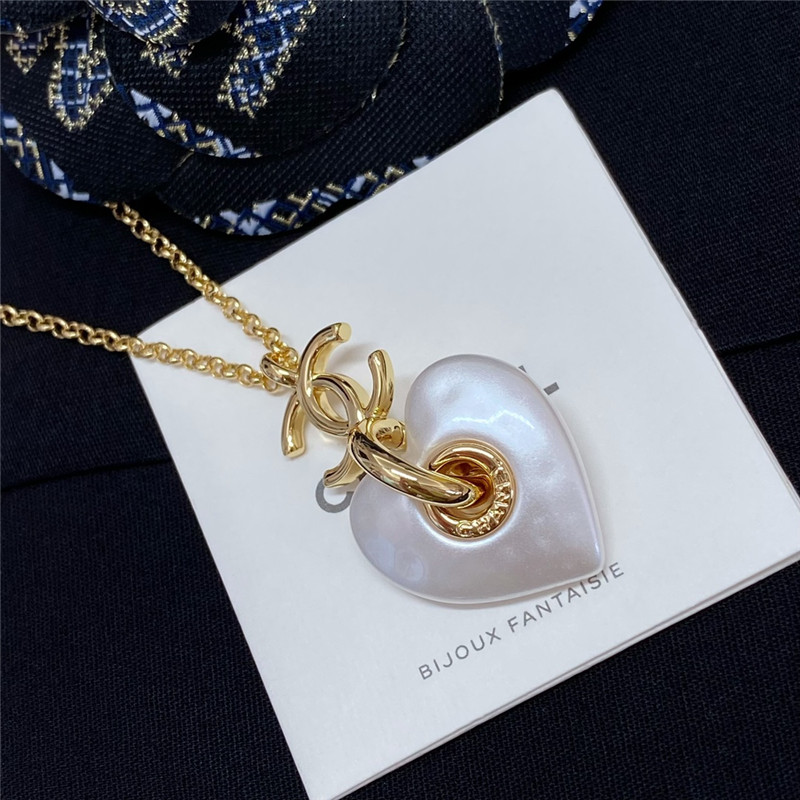 Ch**el gold double c white love necklace