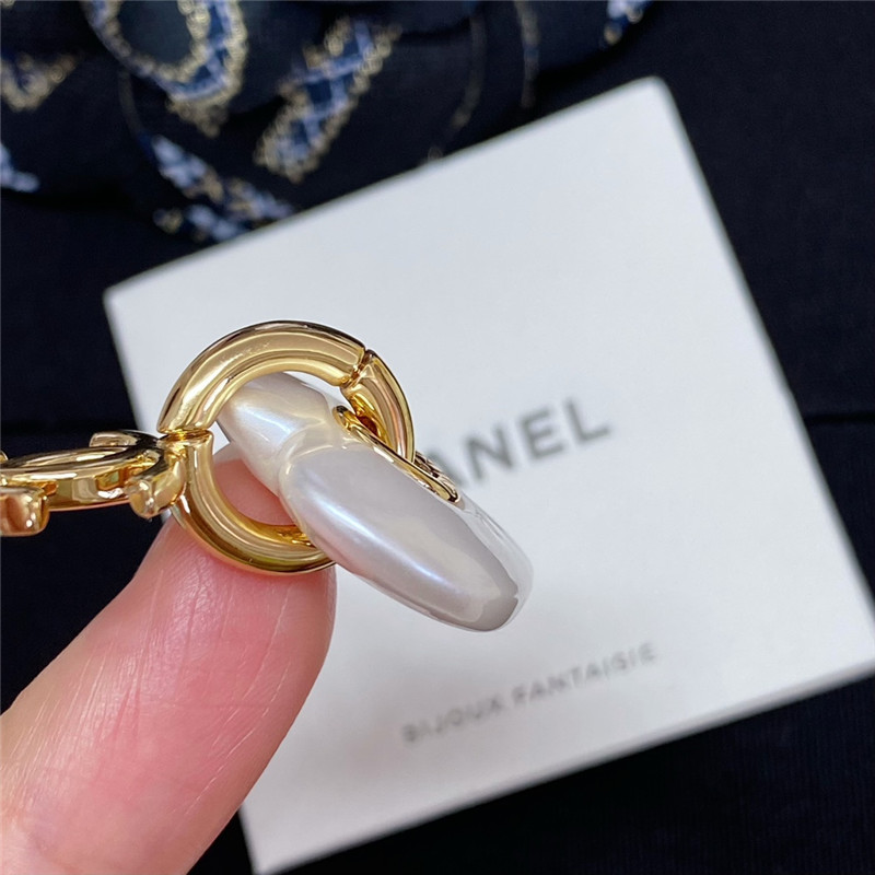 Ch**el gold double c white love necklace