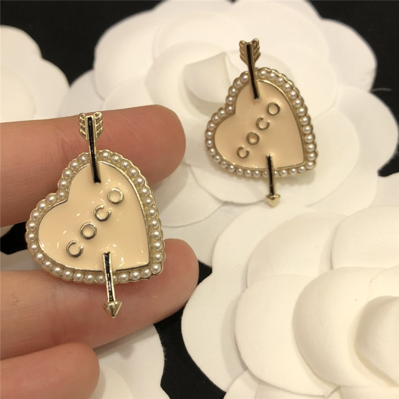 Ch**el medieval heart pearl earrings
