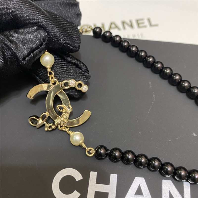 Ch**el metal black pearl cc necklace