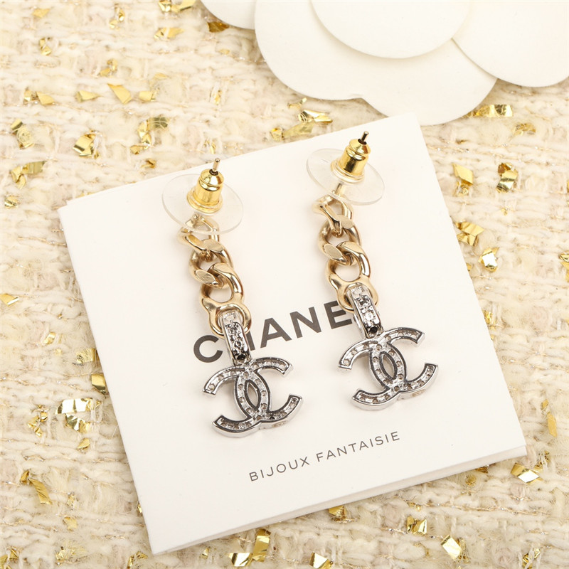 Ch**el double c earrings